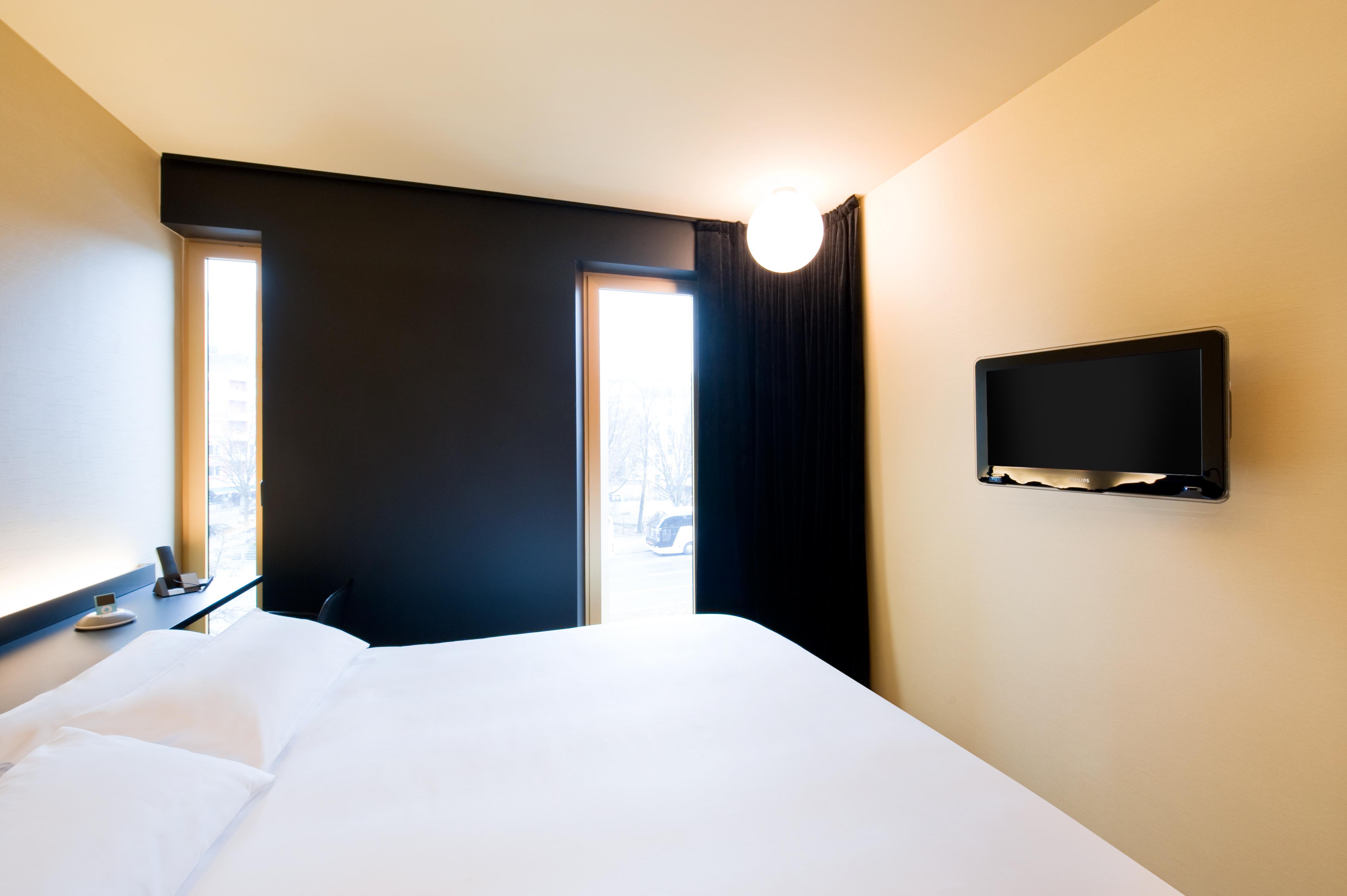 Axel Hotel Berlin - Adults Only Exterior photo